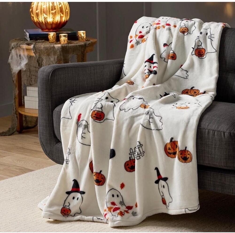 NWT OOS Halloween Costume Ghosts Plush Velvet Throw Blanket 60'x70" Fallcore